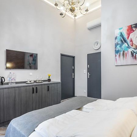 Luxurious Apartment 2Min Walk To Basilica Budapest Luaran gambar