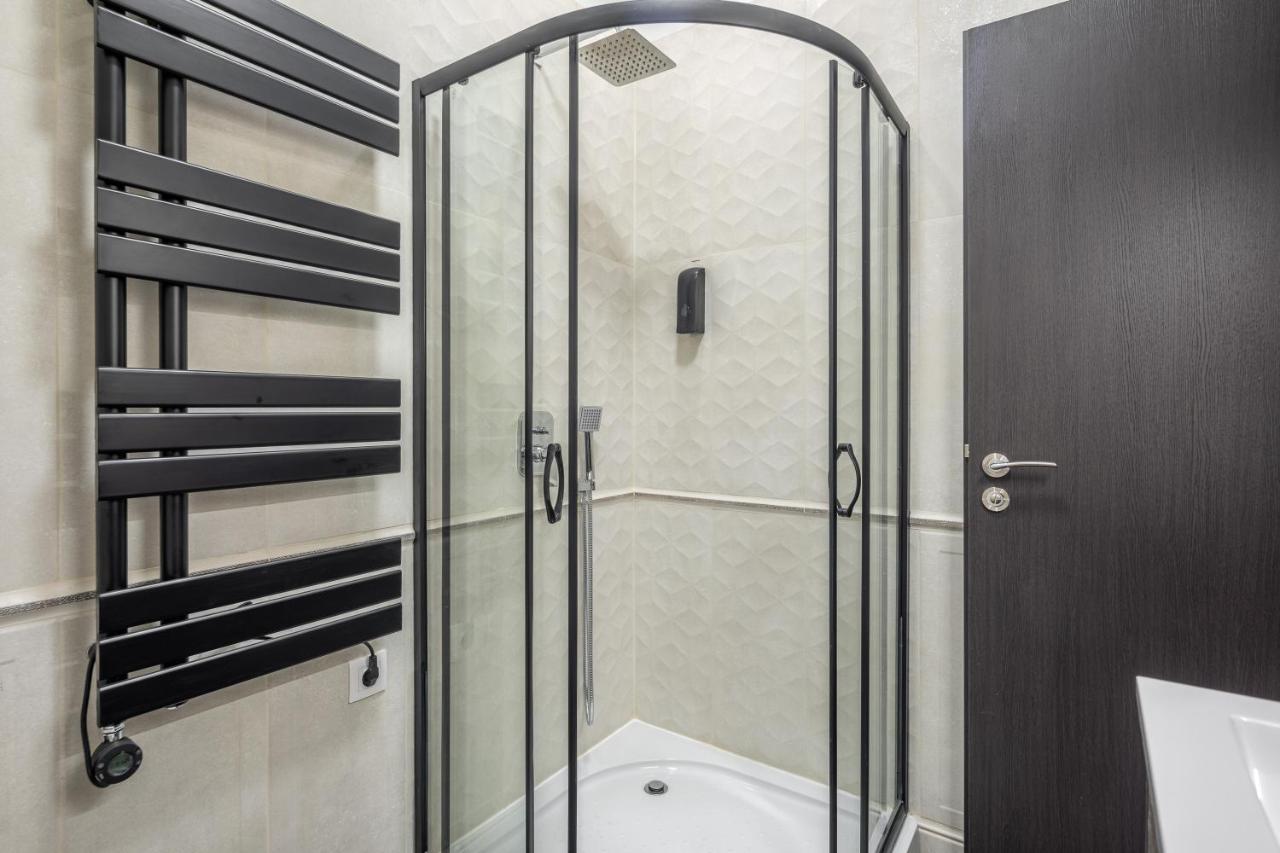 Luxurious Apartment 2Min Walk To Basilica Budapest Luaran gambar